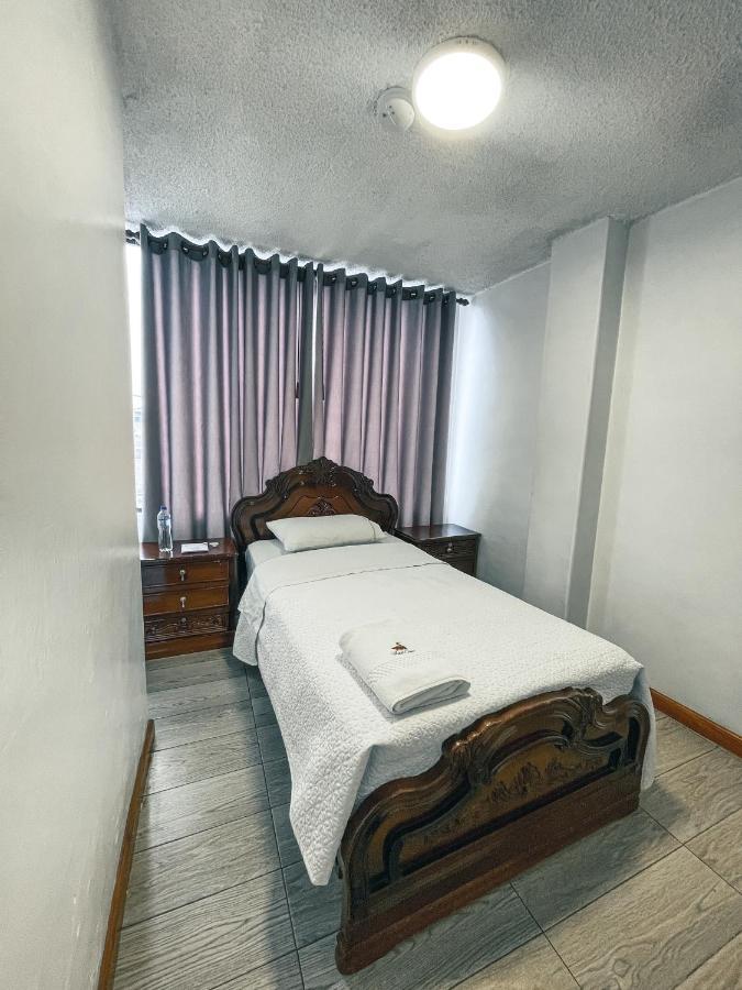 Hotel Cisne Cuenca Exterior photo